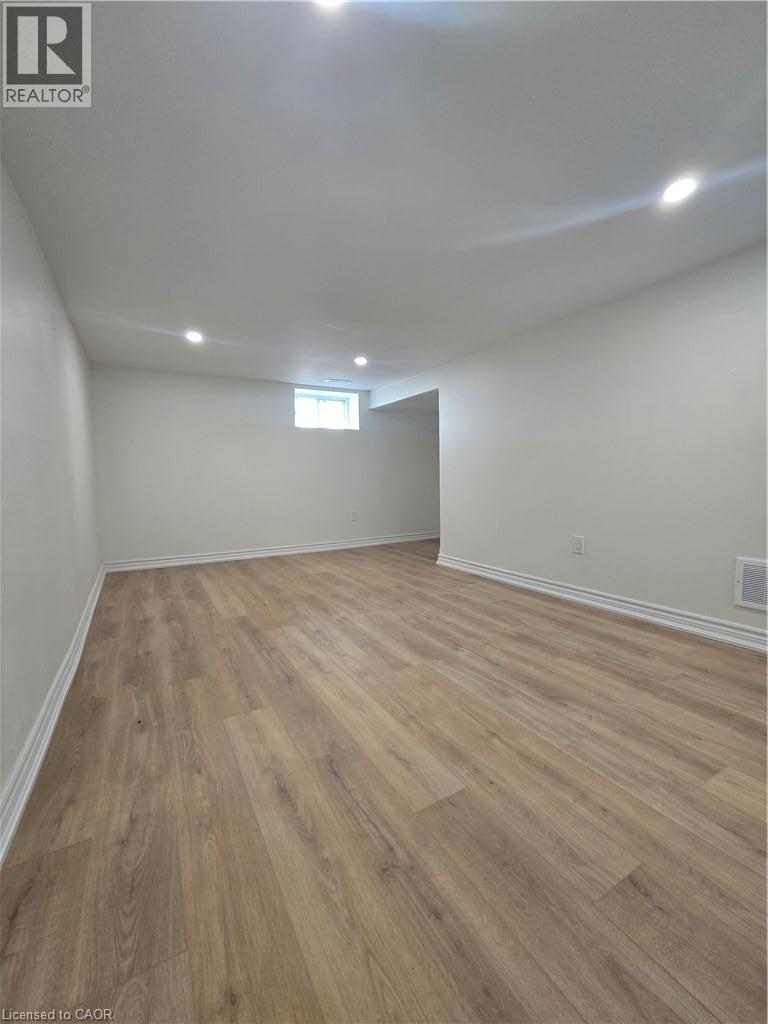 13 STANLEY Street - 16