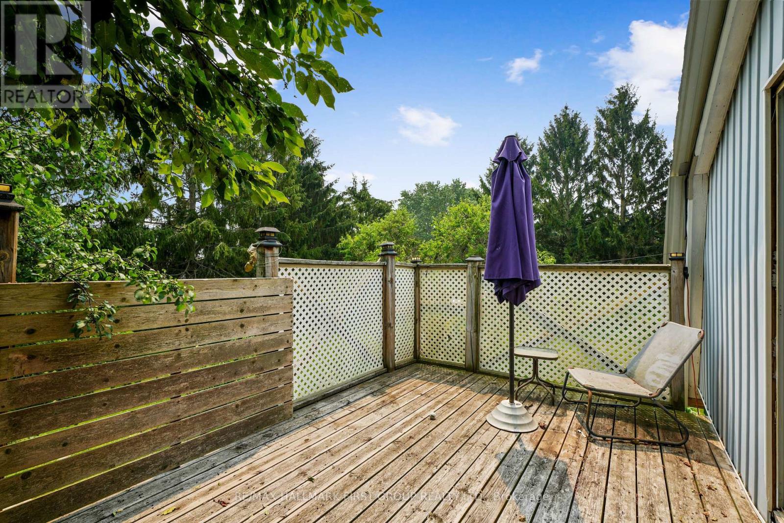 89 ROSE GLEN ROAD N - Image 40