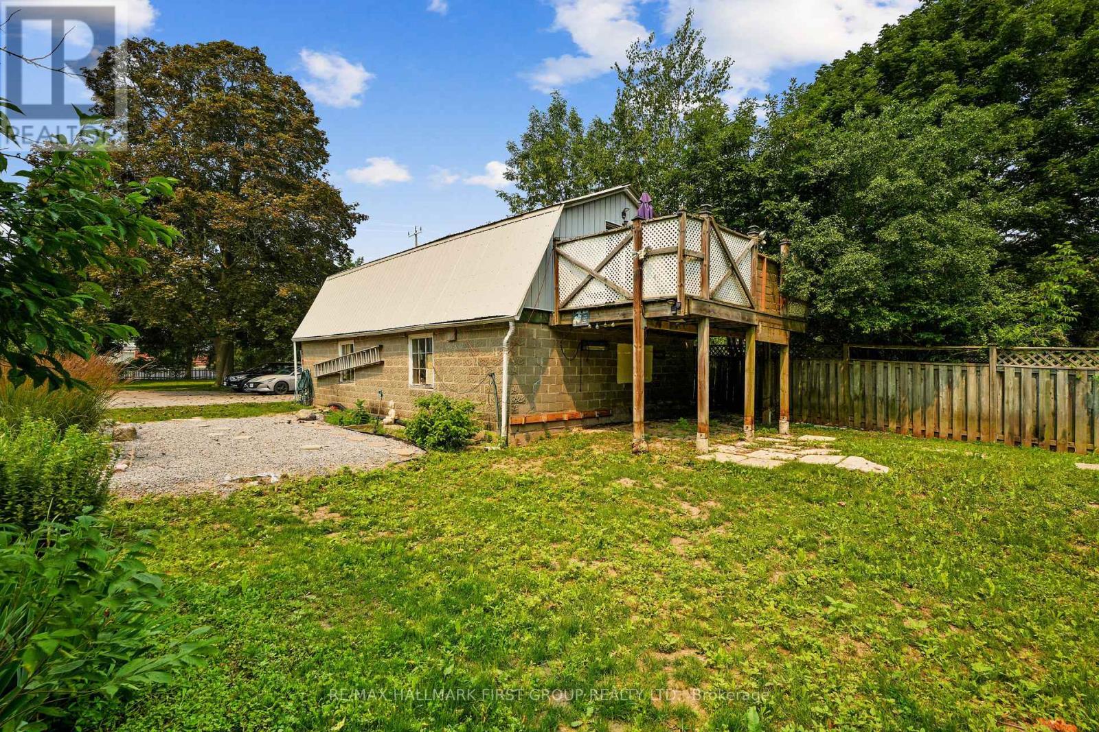 89 ROSE GLEN ROAD N - Image 41