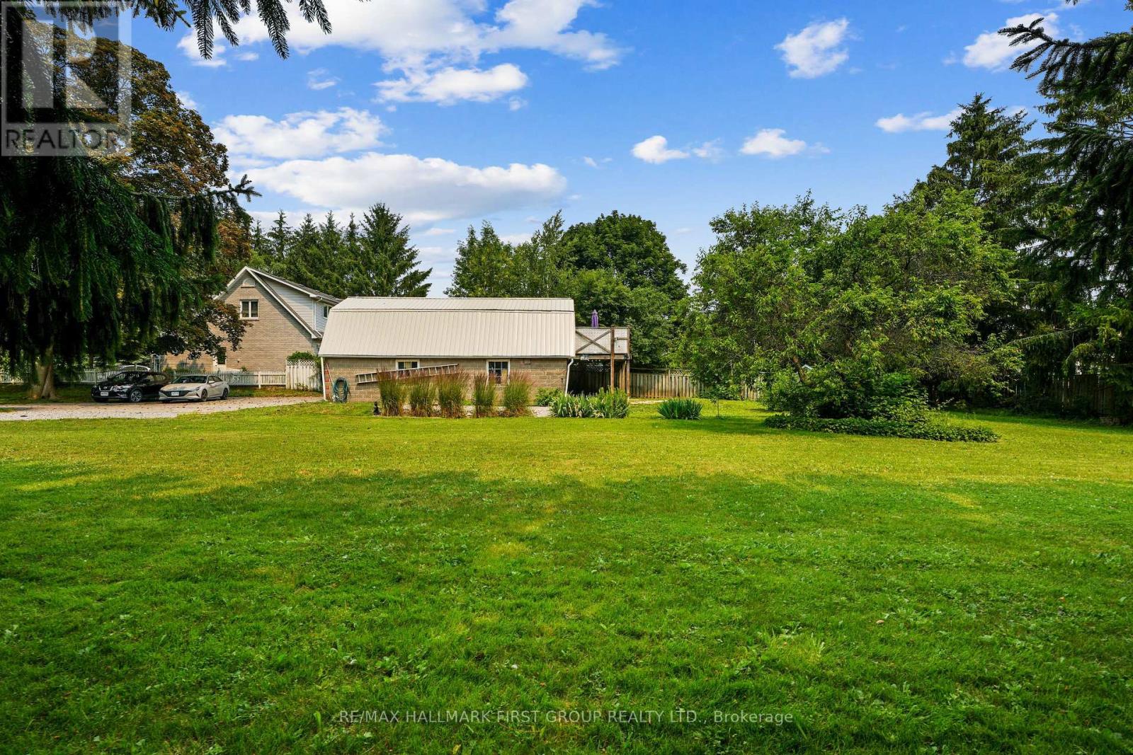 89 ROSE GLEN ROAD N - Image 42