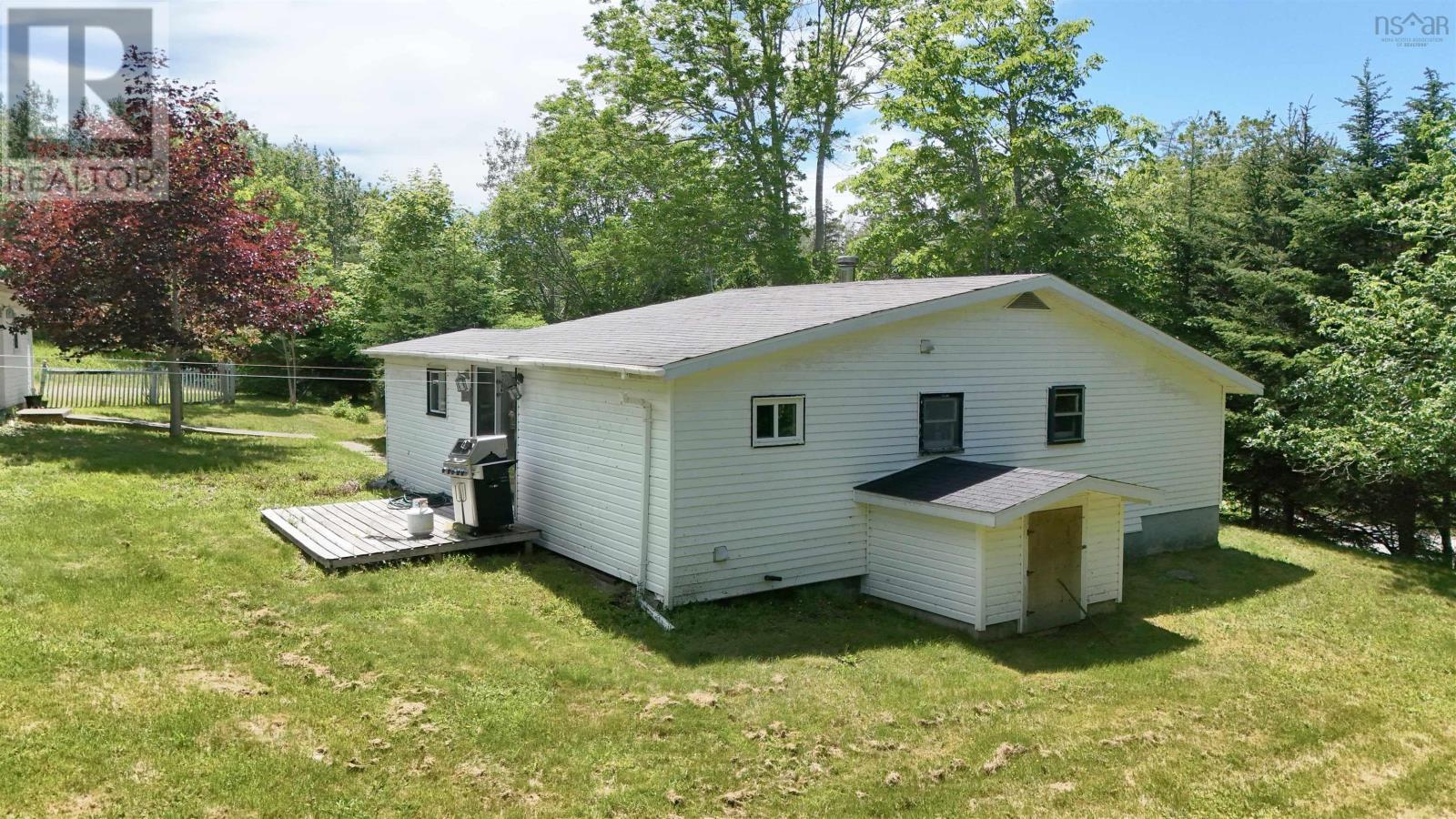3810 Highway 340