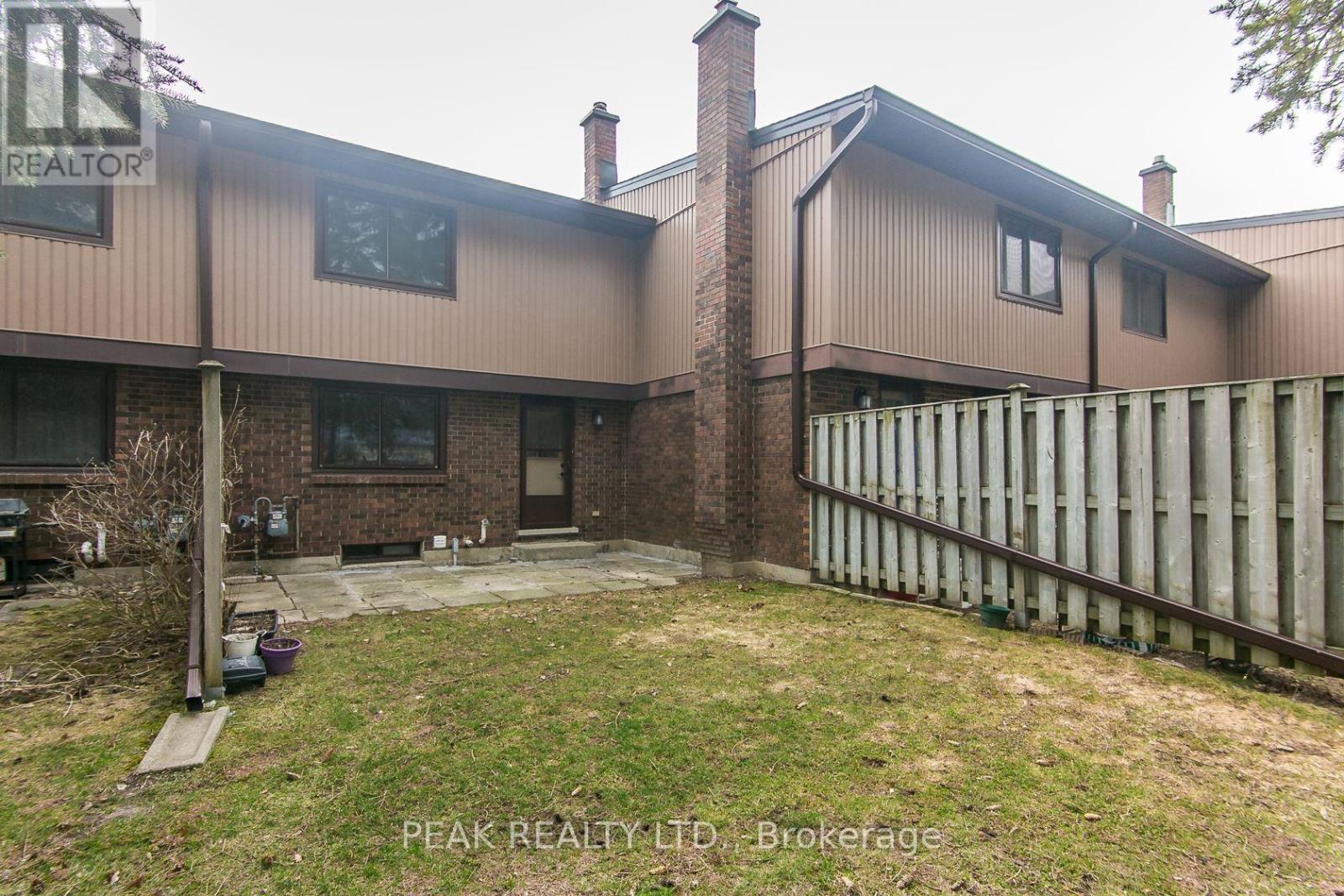 #7 279 SANDOWNE DRIVE - 41