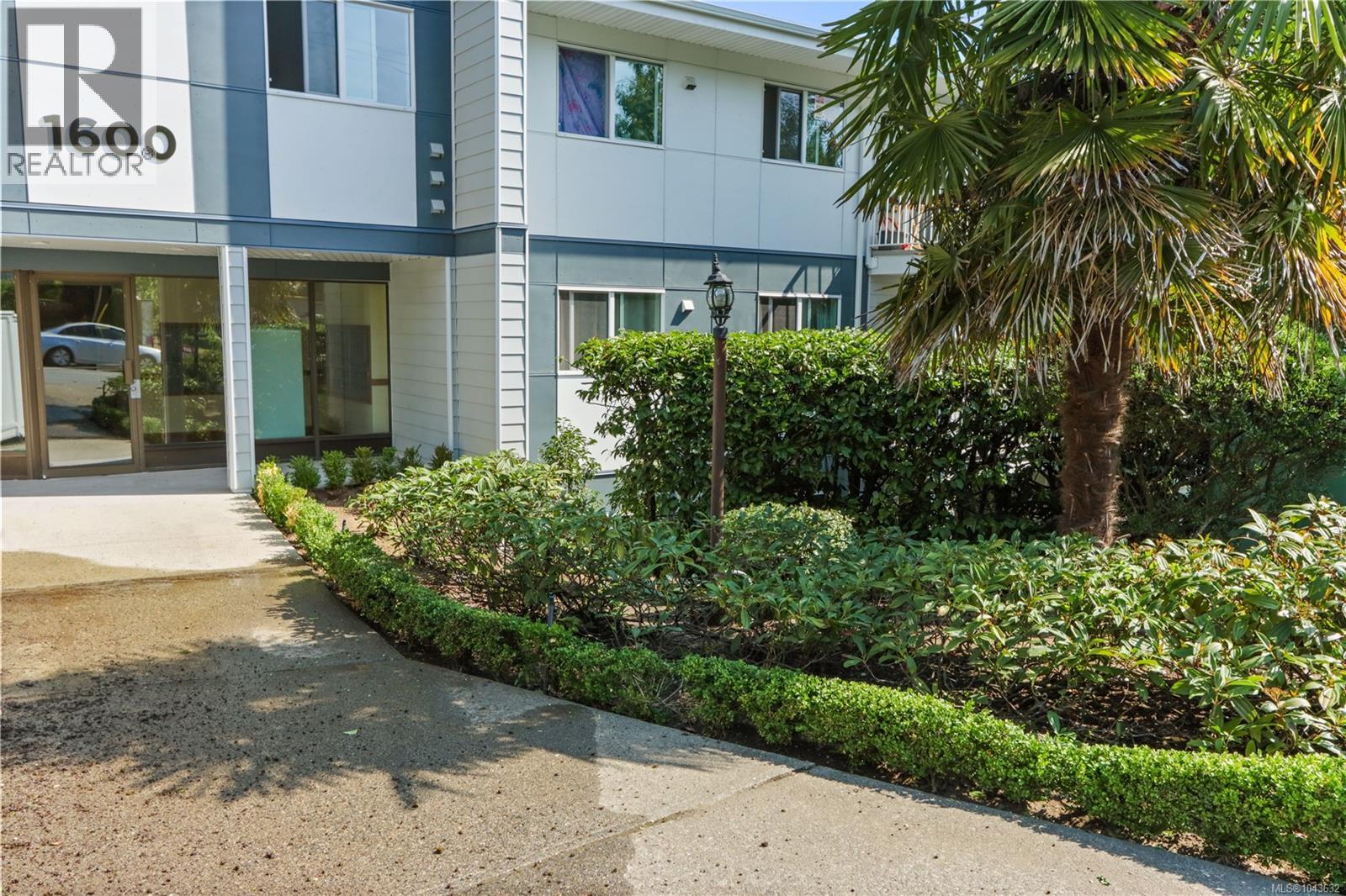 #216 1600 Dufferin Cres - 22