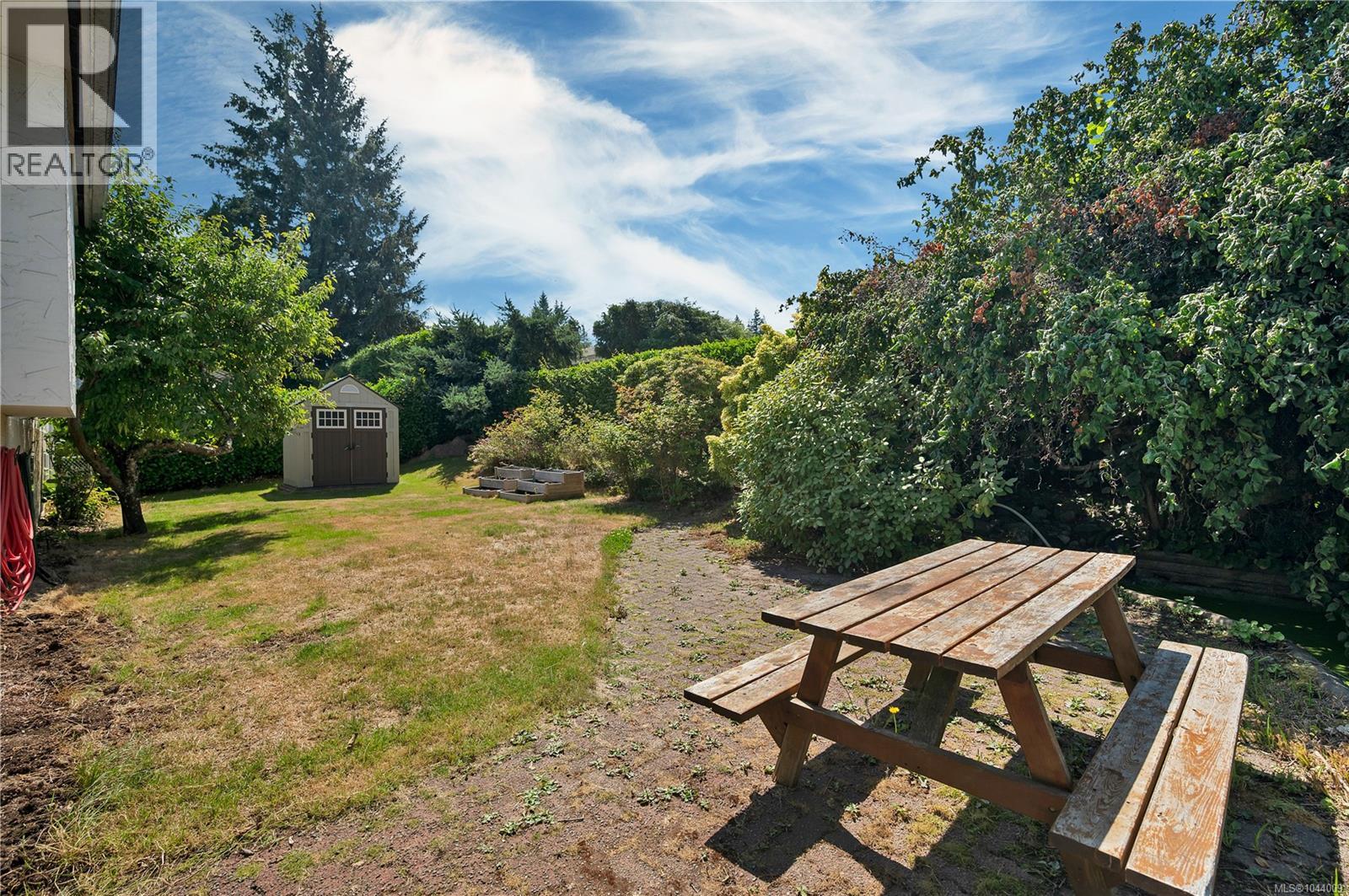 244 Alder St S - 47