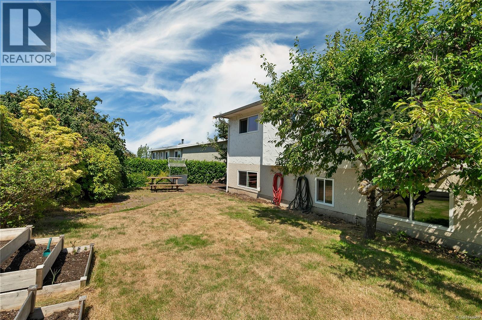 244 Alder St S - 50