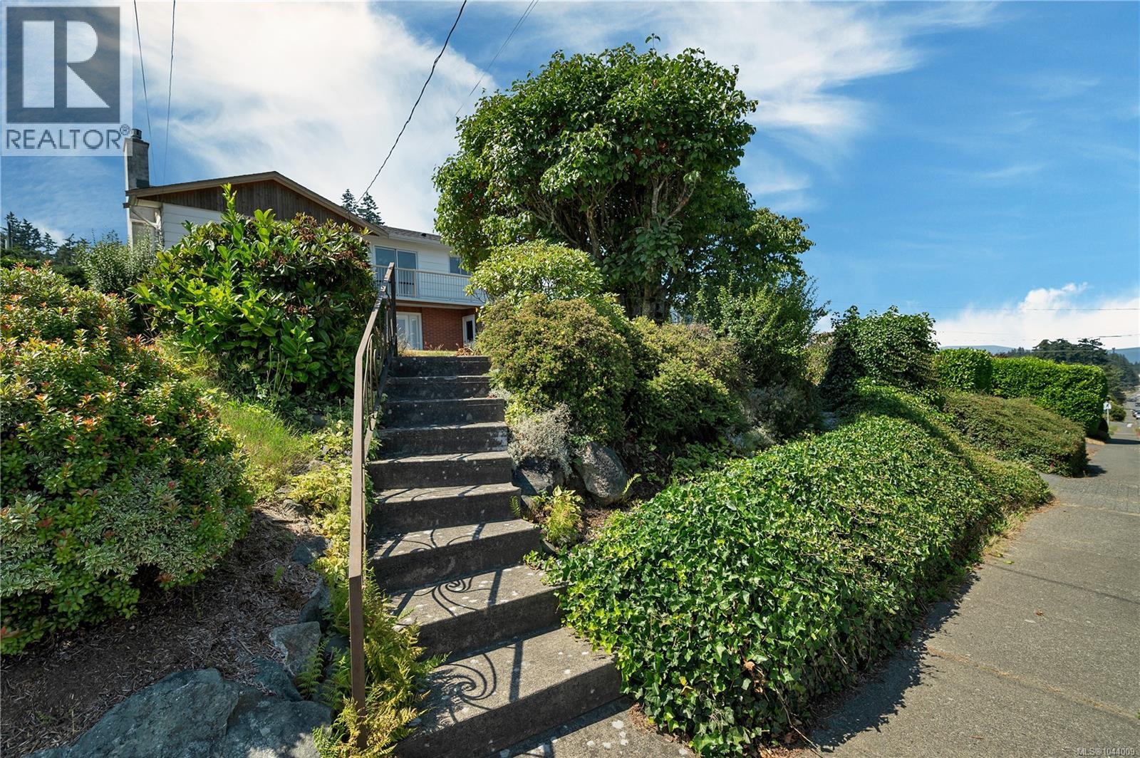 244 Alder St S - 54