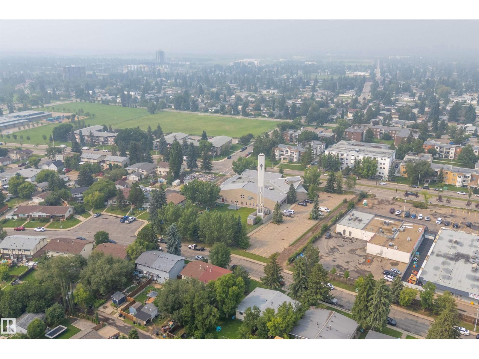 11439 39 AV NW - 49