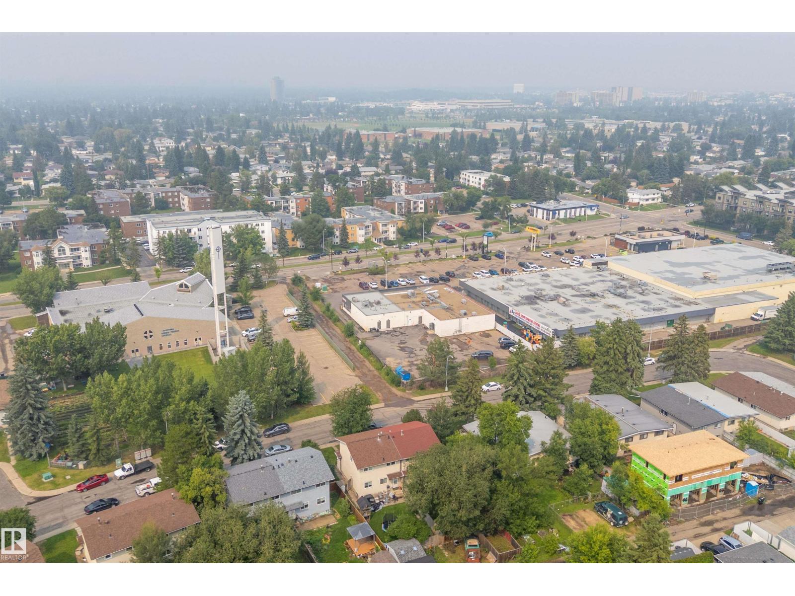 11439 39 AV NW - Image 48