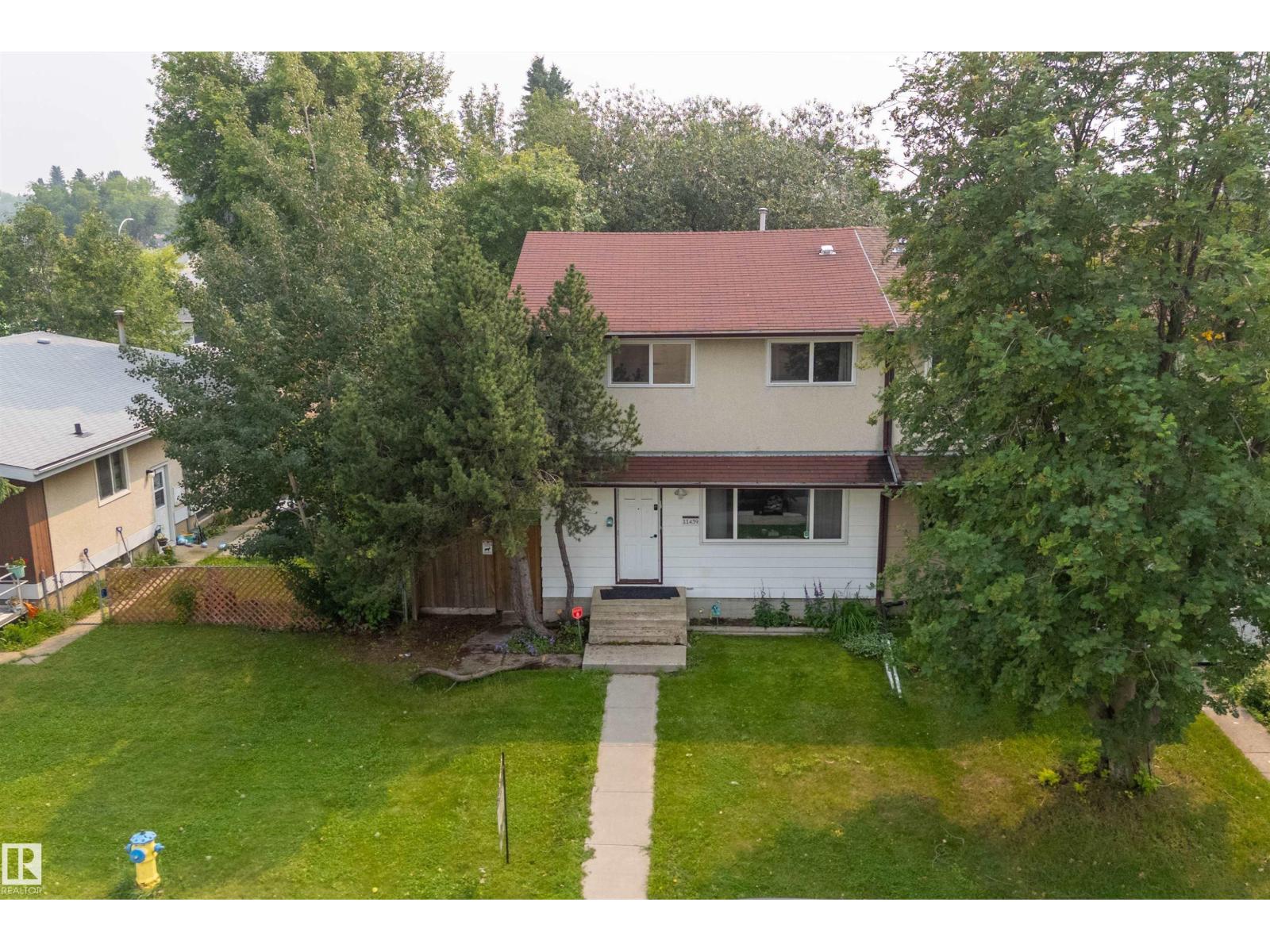 11439 39 AV NW - 38