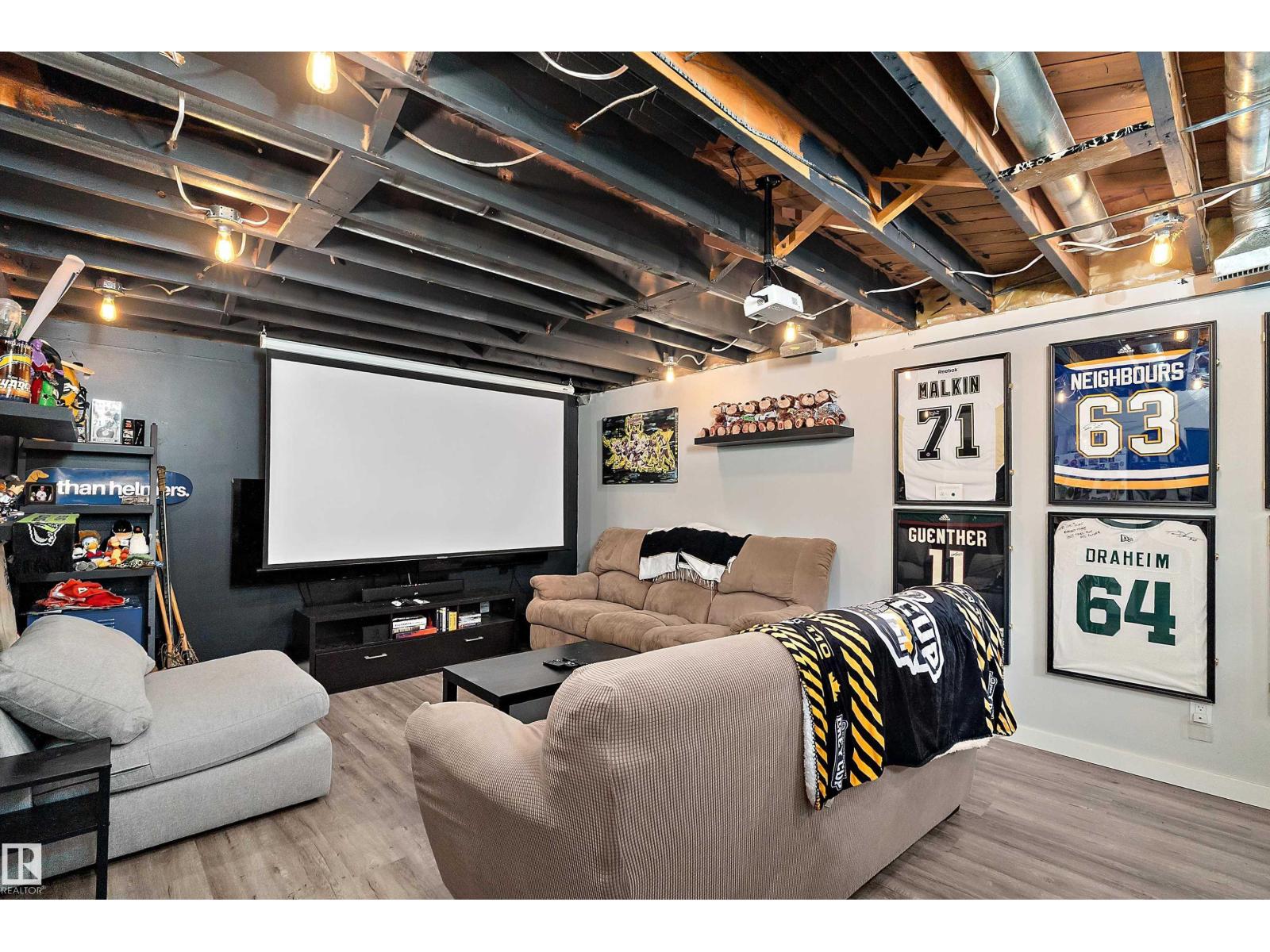11439 39 AV NW - 27