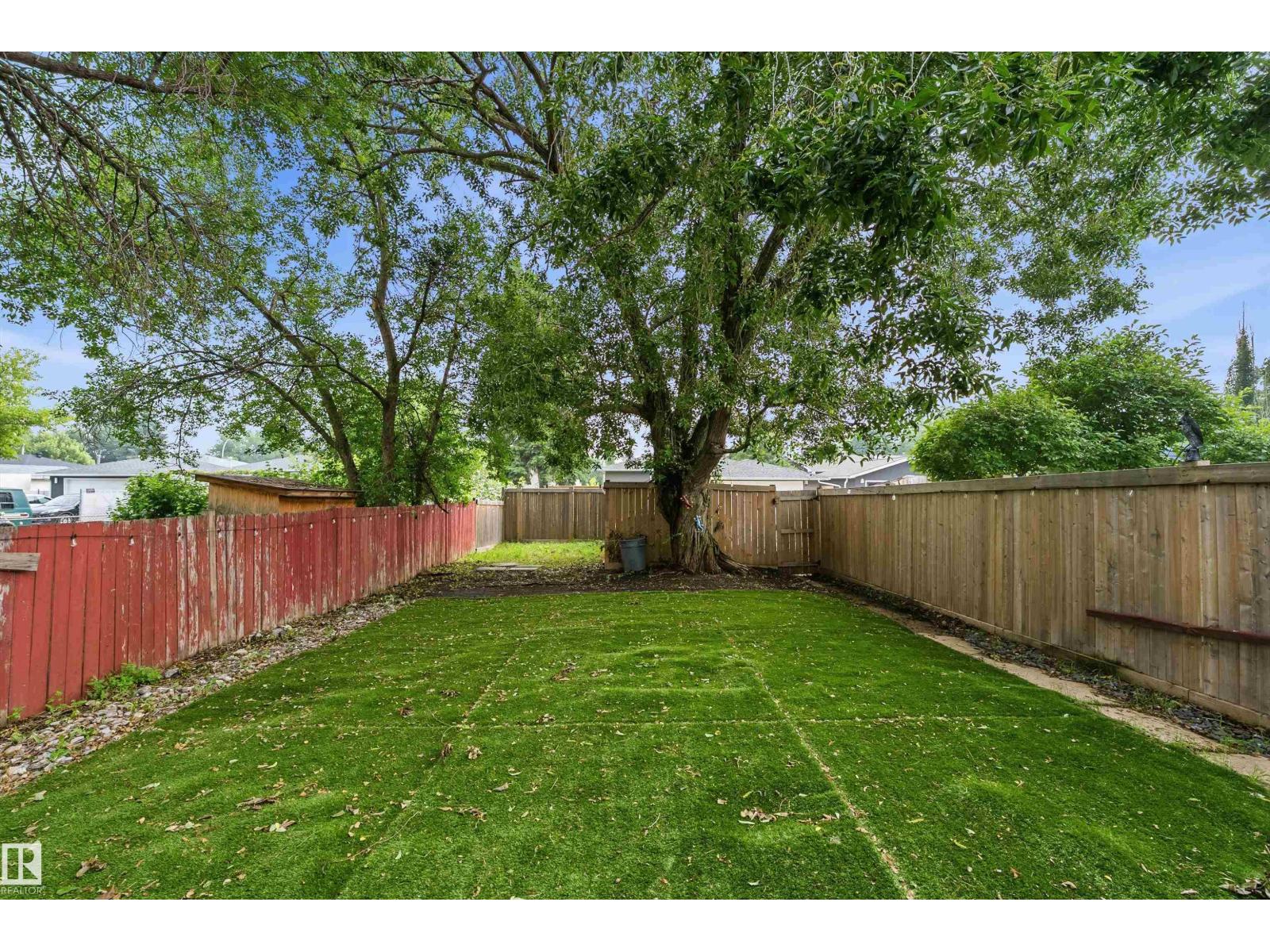 11439 39 AV NW - 34
