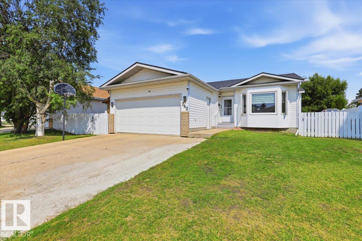 242 Northmount DR - 26