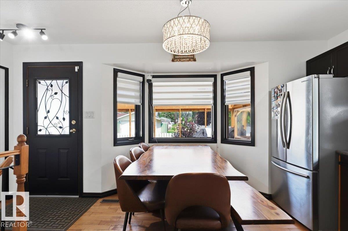 242 Northmount DR - 10