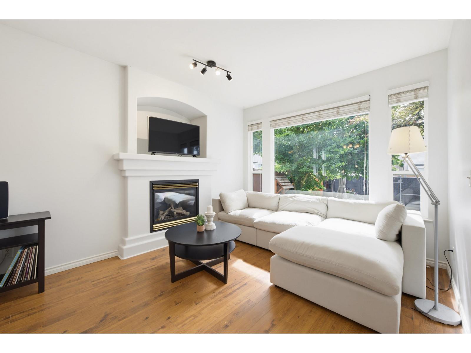 4 Bed, 4 Bath House for Sale in Surrey – 6725 184A STREET, Surrey – MLS# R3149308 - Image 9
