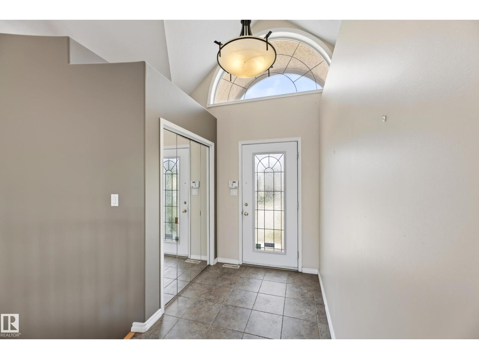 #4 11809 9B AV NW - 20