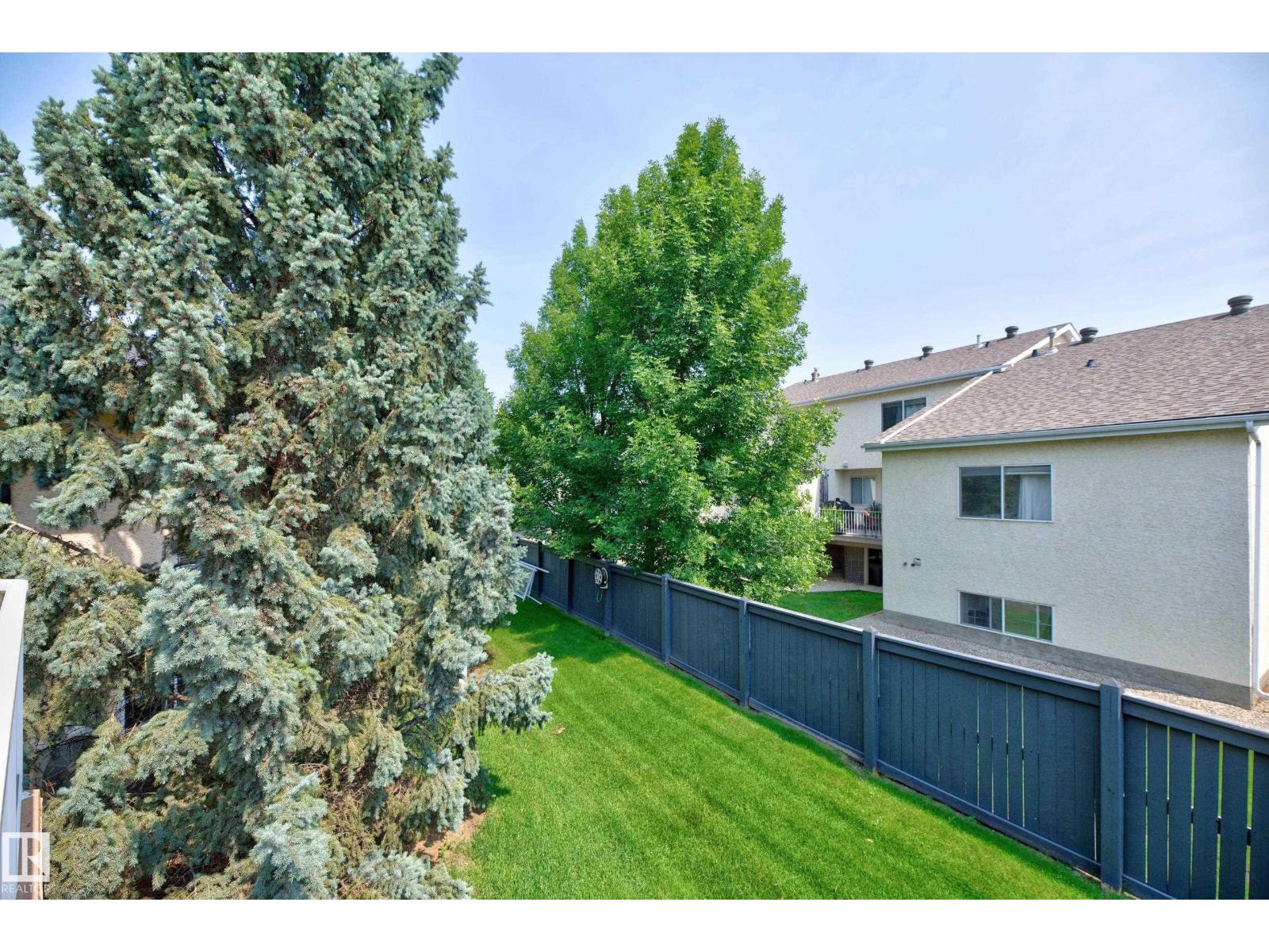 #4 11809 9B AV NW - 12