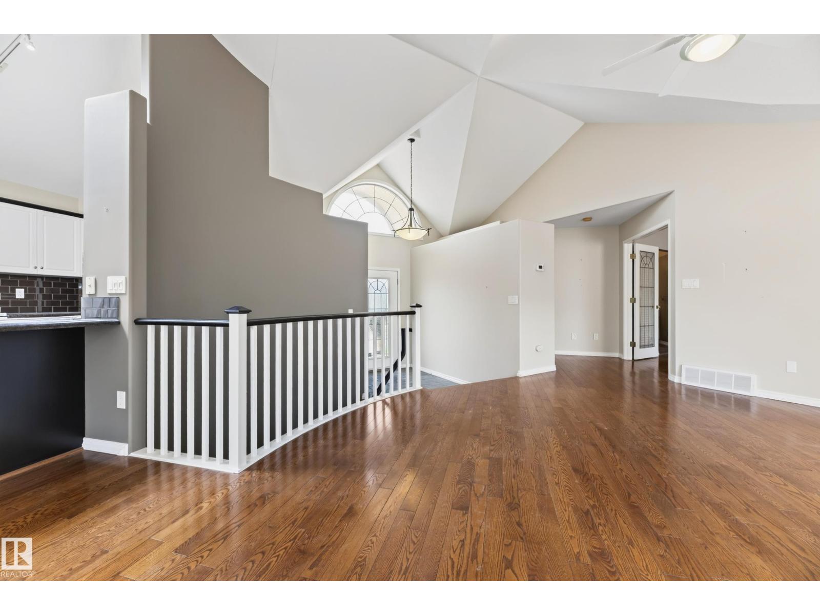 #4 11809 9B AV NW - 36