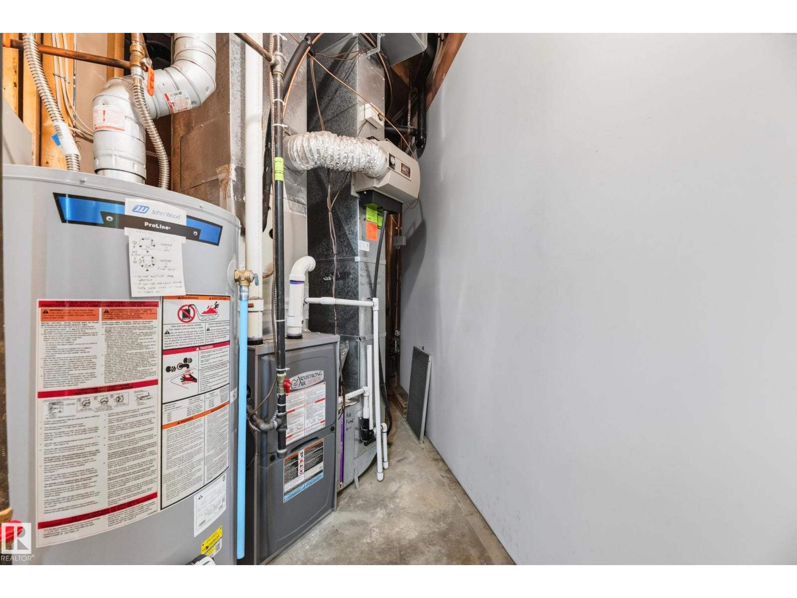 #4 11809 9B AV NW - 55