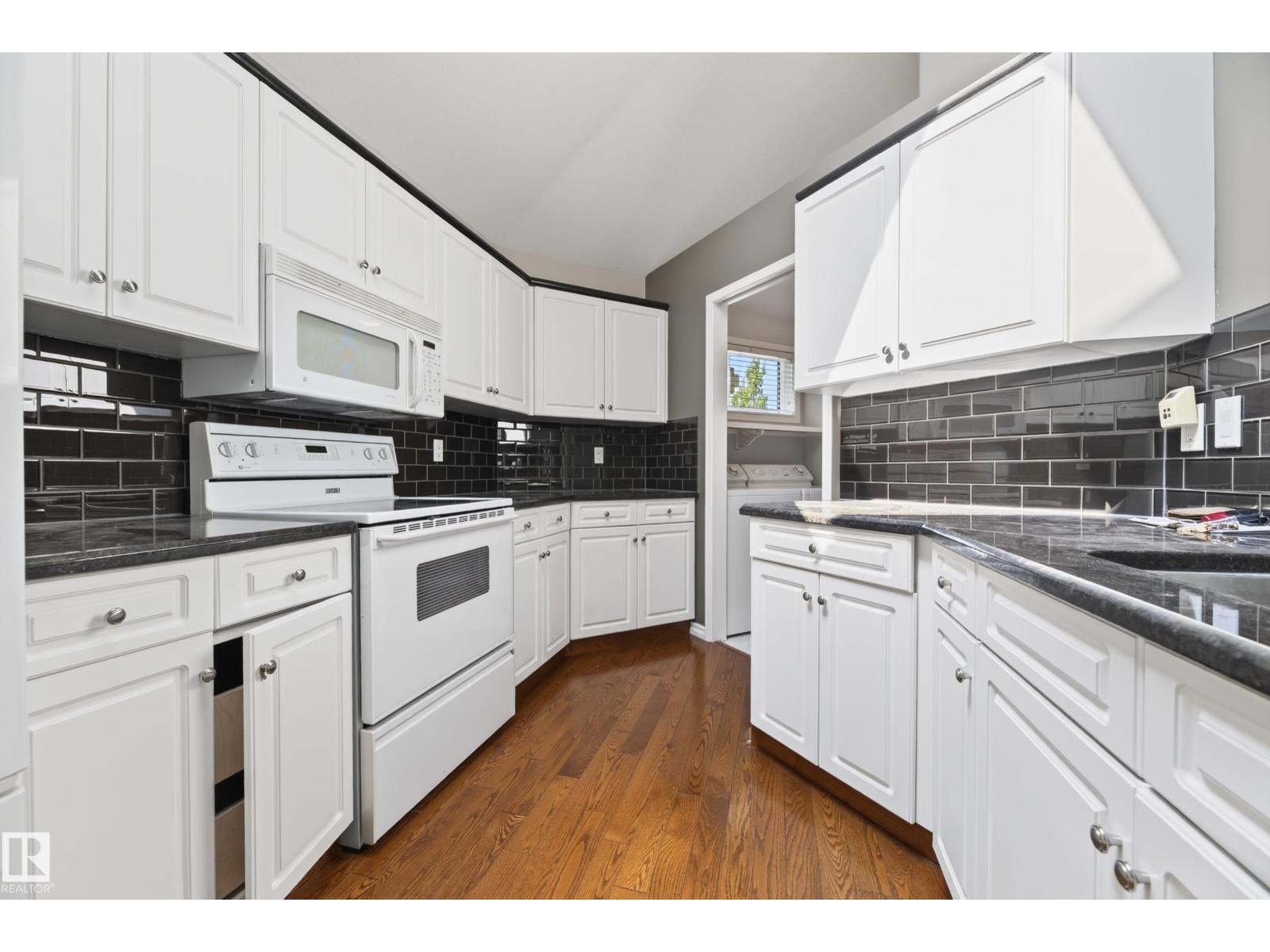 #4 11809 9B AV NW - 33