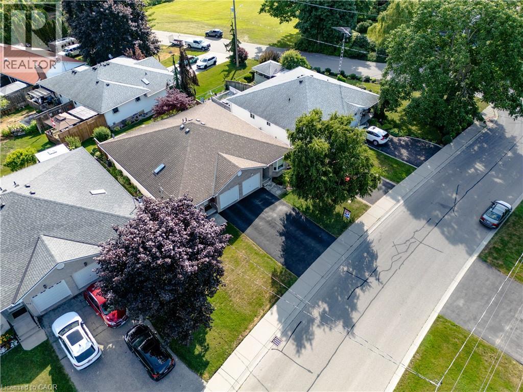 536 ST ANDREW Street - 4