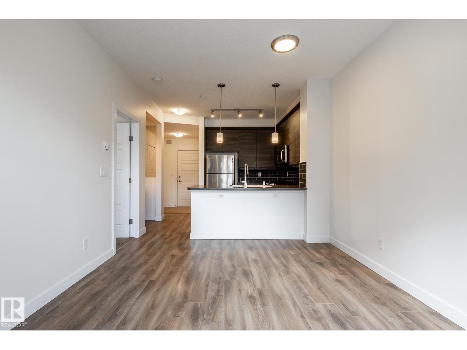 #215 2590 ANDERSON WY SW - 17