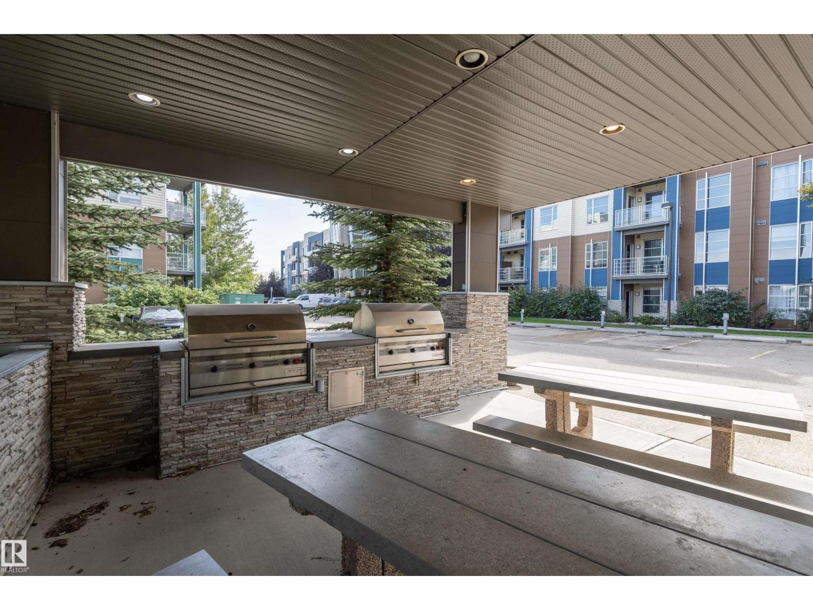 #215 2590 ANDERSON WY SW - 48