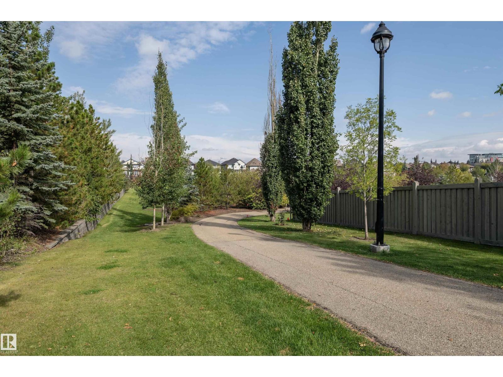 #215 2590 ANDERSON WY SW - 52