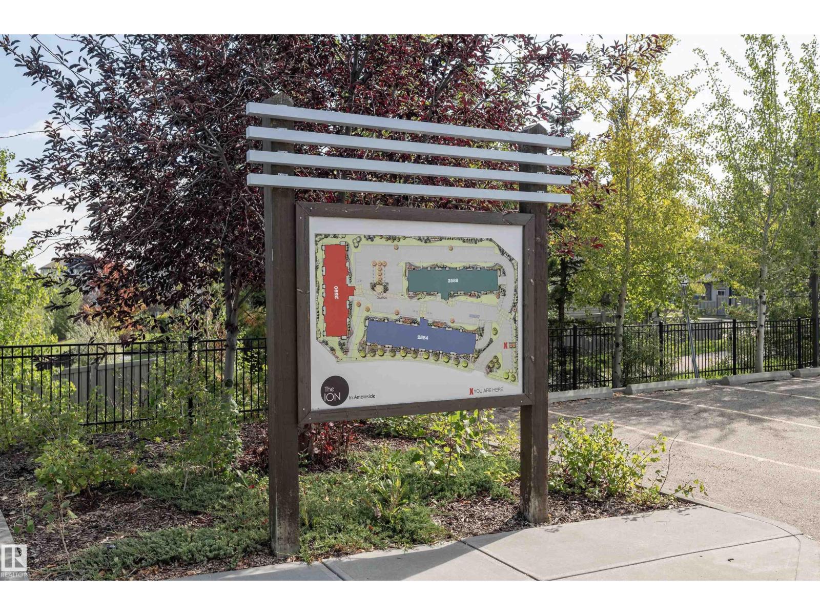 #215 2590 ANDERSON WY SW - 45