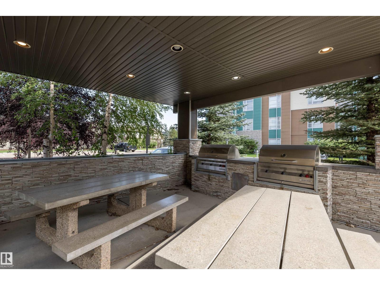 #215 2590 ANDERSON WY SW - 47