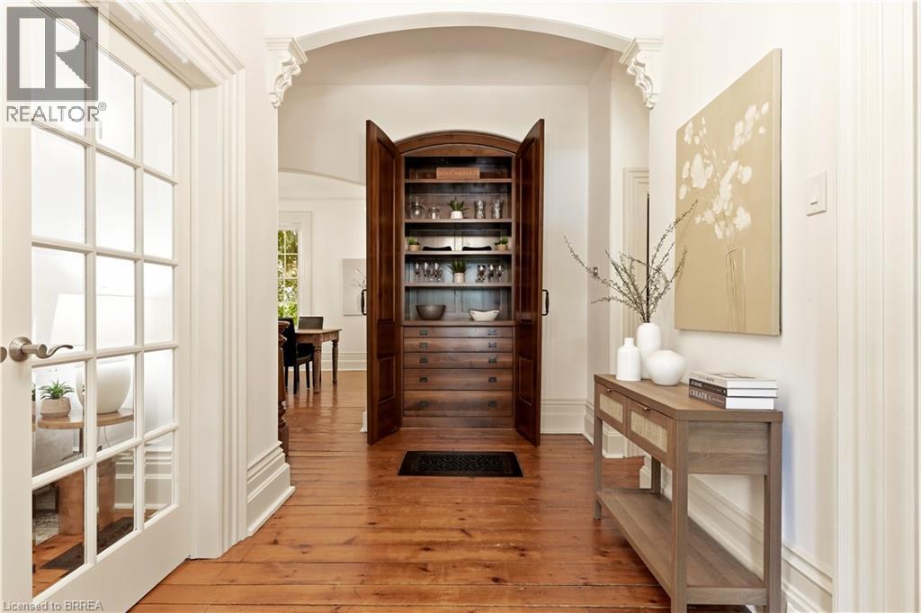 25 DUNBAR Street - 11