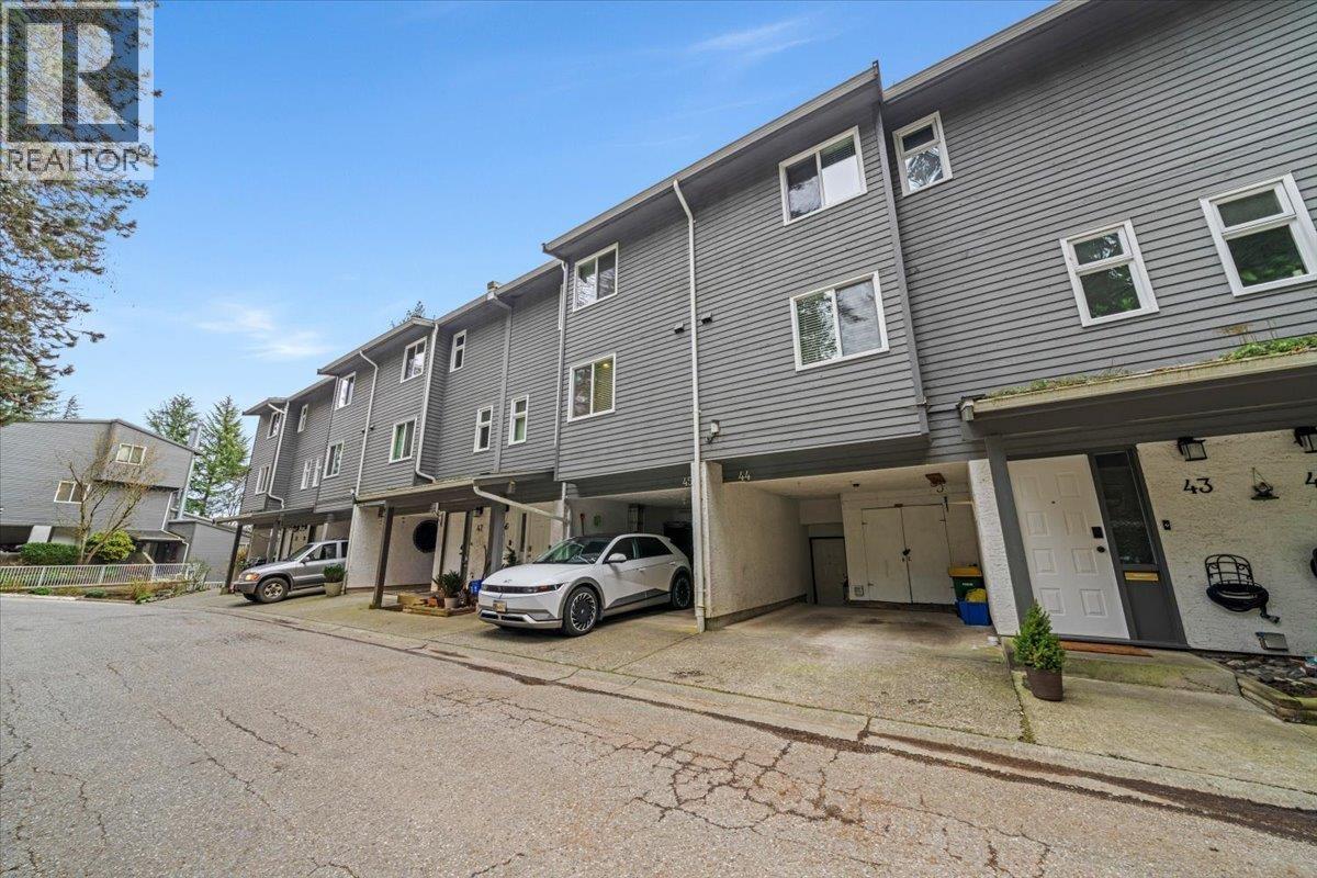 44 1240 FALCON DRIVE, Coquitlam