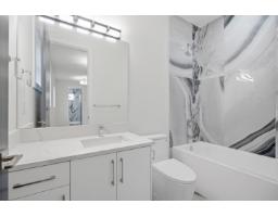 17130 1 Avenue, Surrey, BC V3Z9R2 Photo 17
