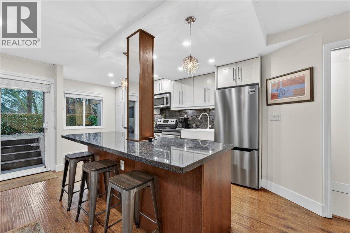 44 1240 FALCON DRIVE, Coquitlam