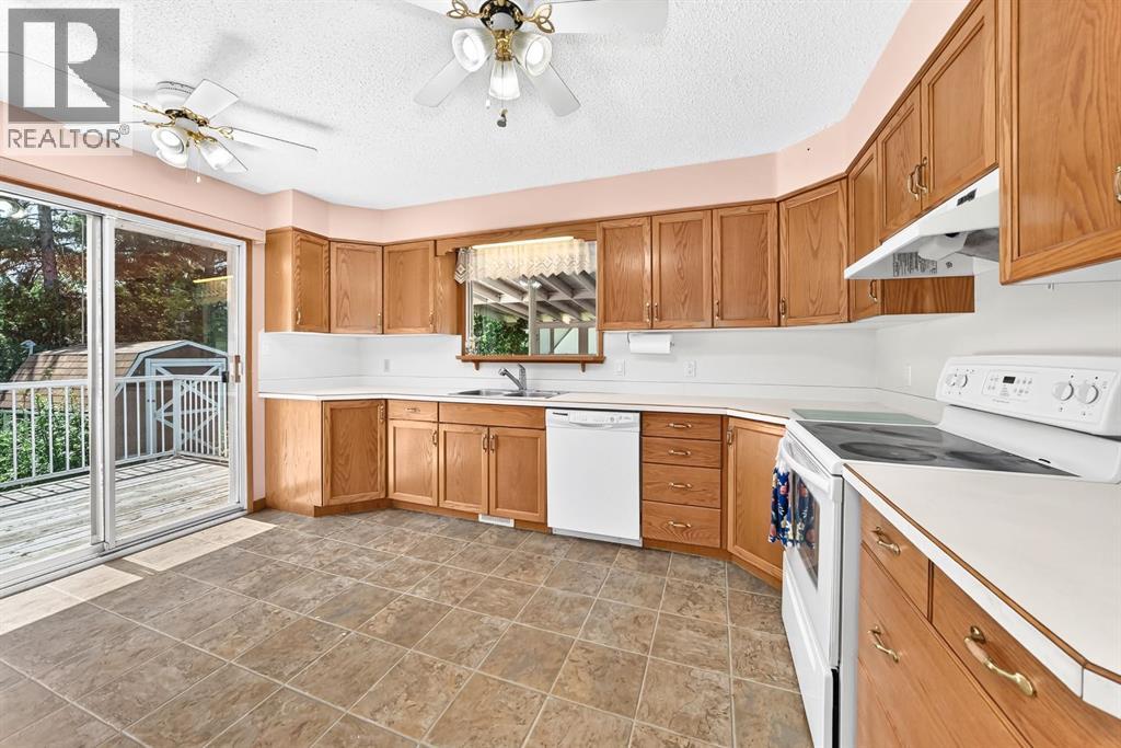 5227 37 Street, Innisfail