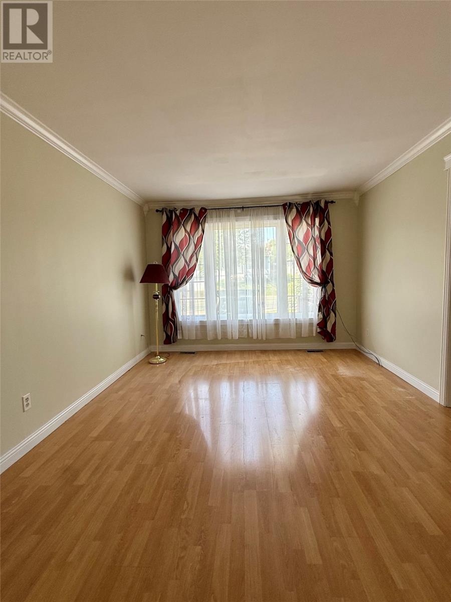 53 Smallwood Drive thumbnail 11
