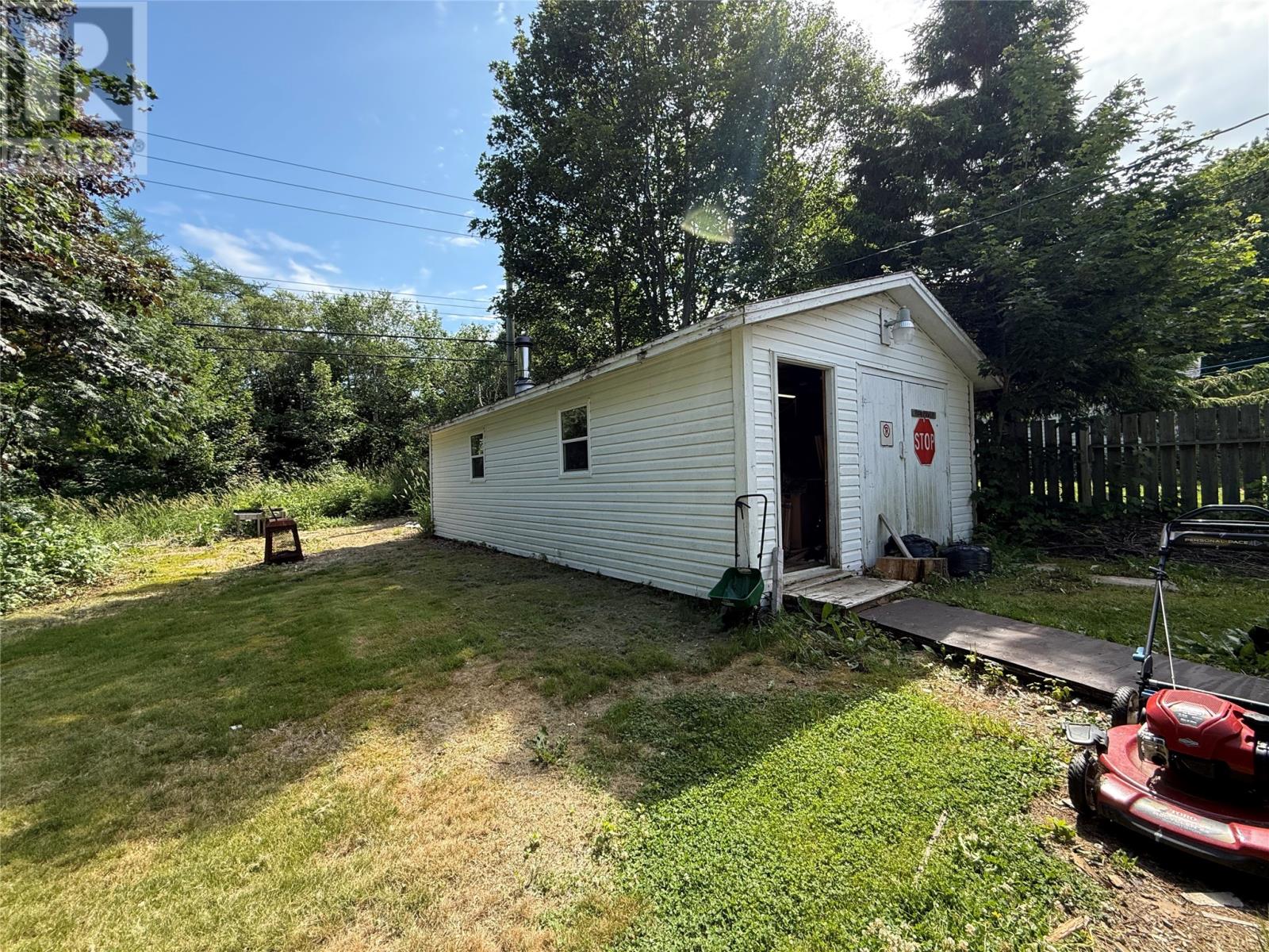 53 Smallwood Drive thumbnail 8
