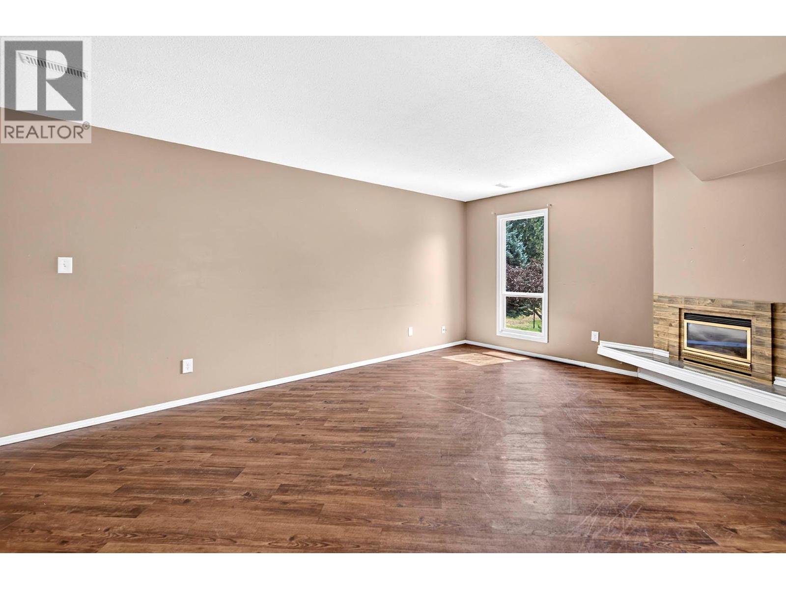 #41 1435 Summit Drive - 4