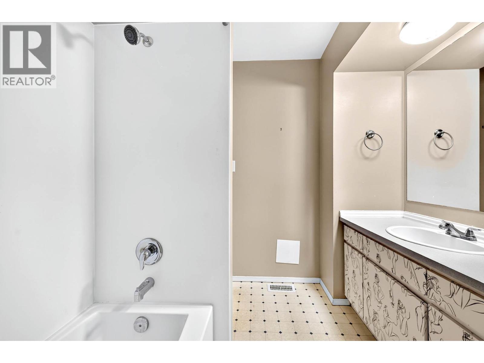 #41 1435 Summit Drive - 22