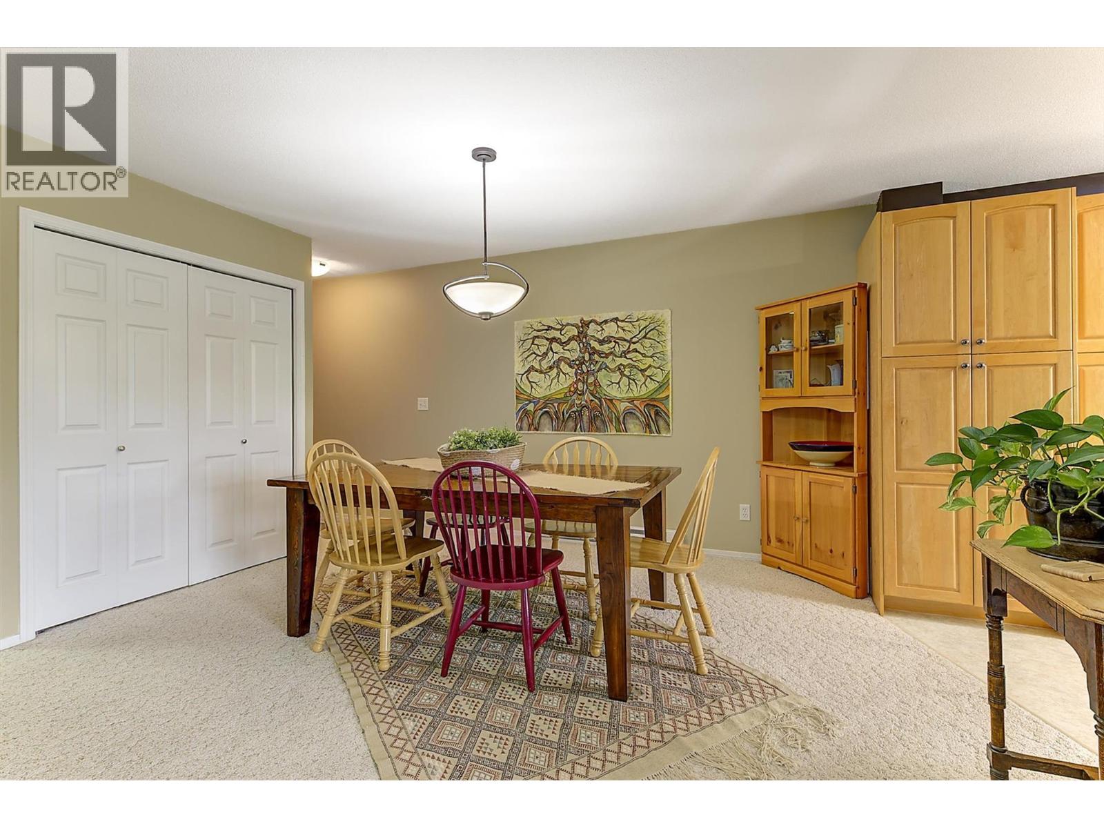  1672 Thayer Court, Kelowna