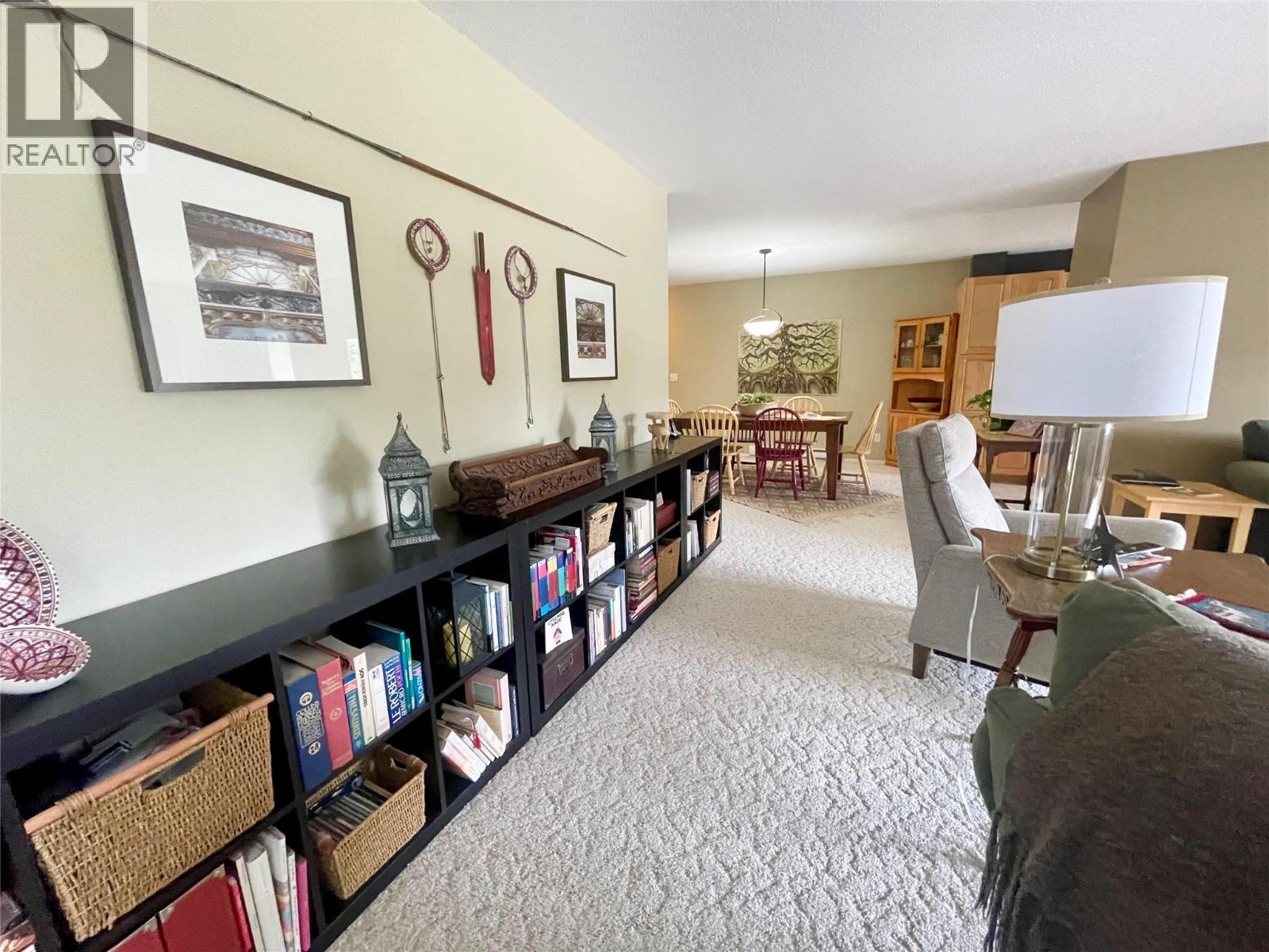  1672 Thayer Court, Kelowna