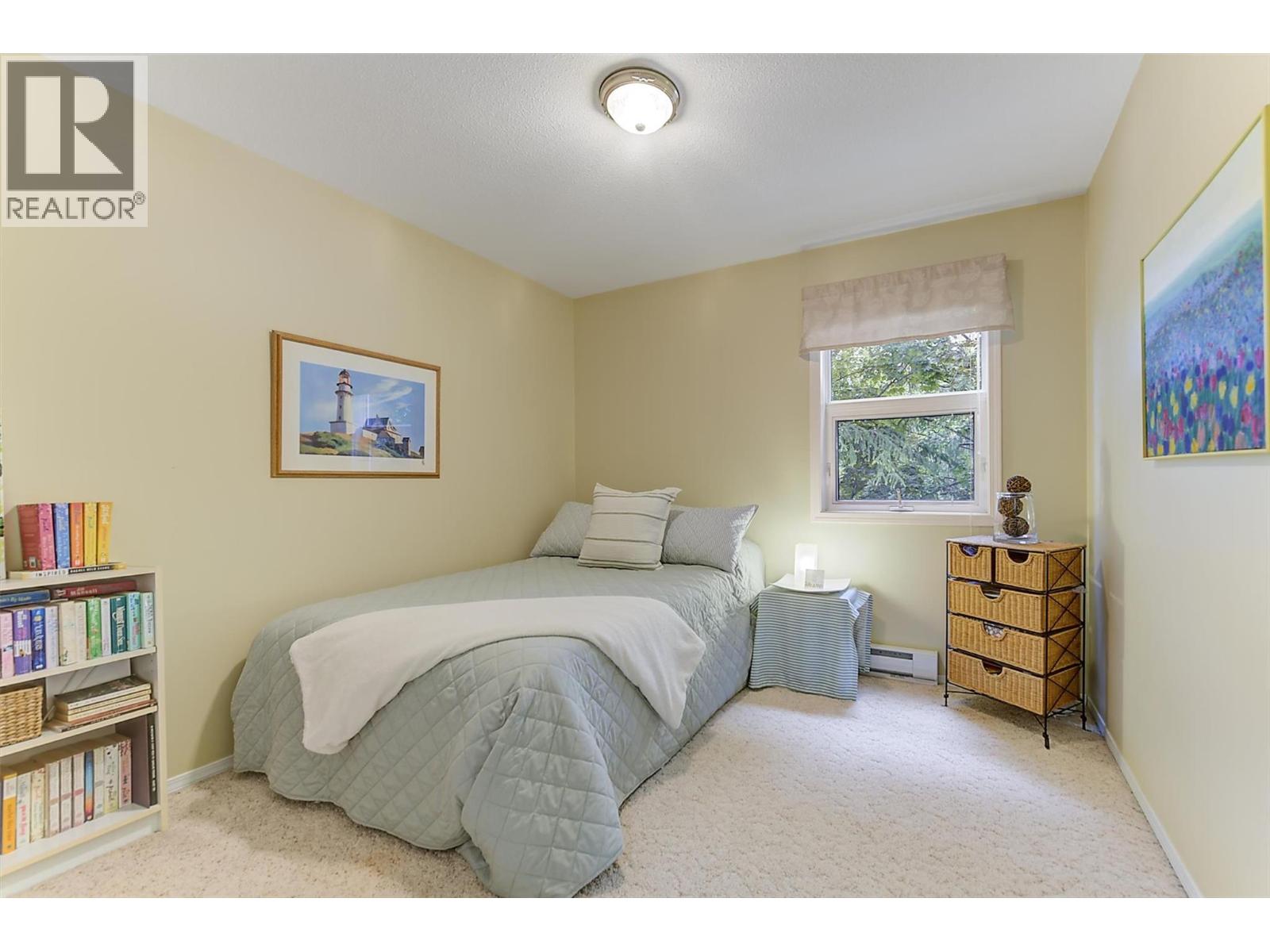  1672 Thayer Court, Kelowna