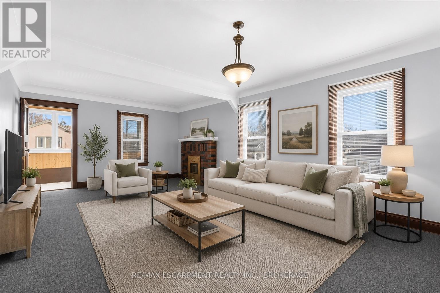 121 EDGEMONT STREET N - 18