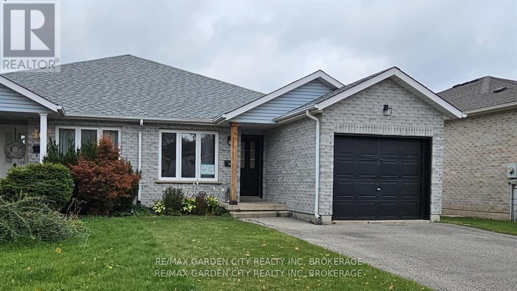 244 AUTUMN CRESCENT - 1