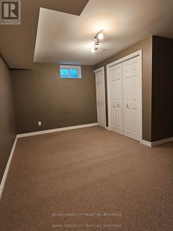 244 AUTUMN CRESCENT - 16