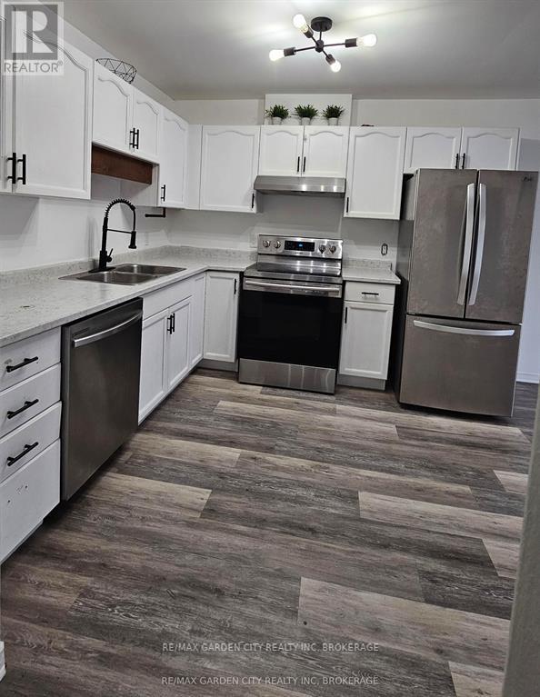 244 AUTUMN CRESCENT - 5