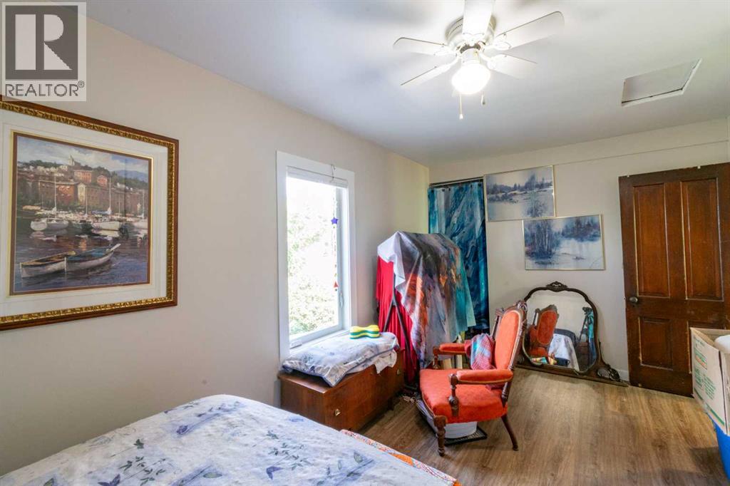Listing photo – 4706 48 Street, Stettler
