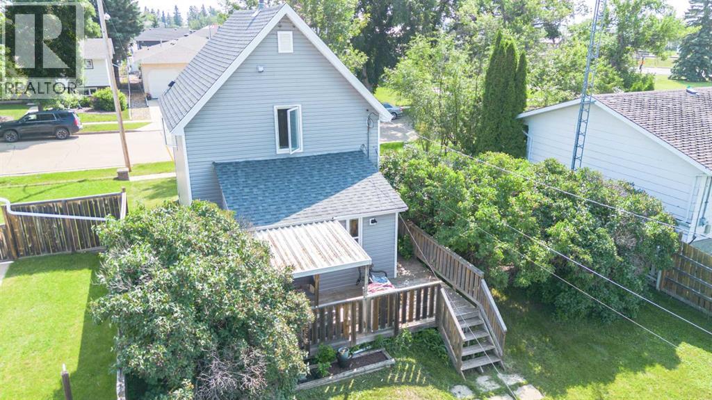 Listing photo – 4706 48 Street, Stettler