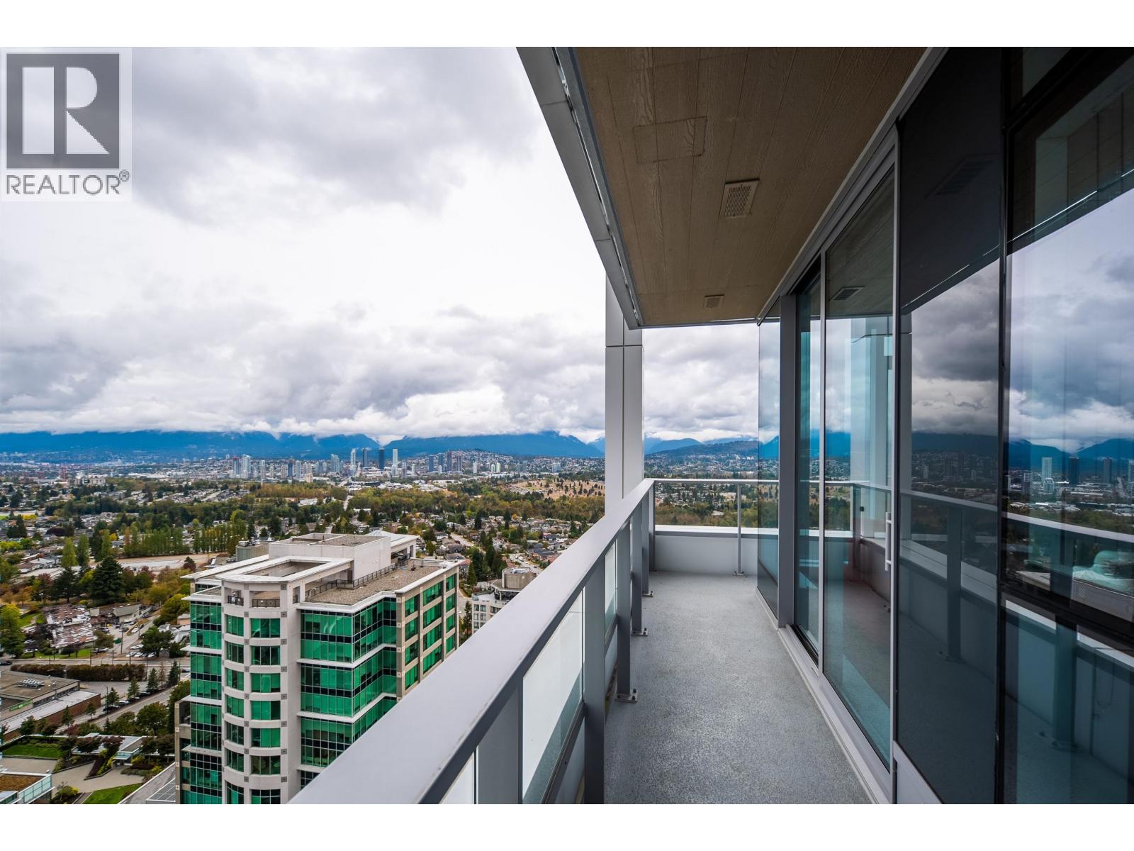 3 Bed, 2 Bath House for Sale in Burnaby – 2907 6000 MCKAY AVENUE, Burnaby – MLS# R3149380 - Image 17