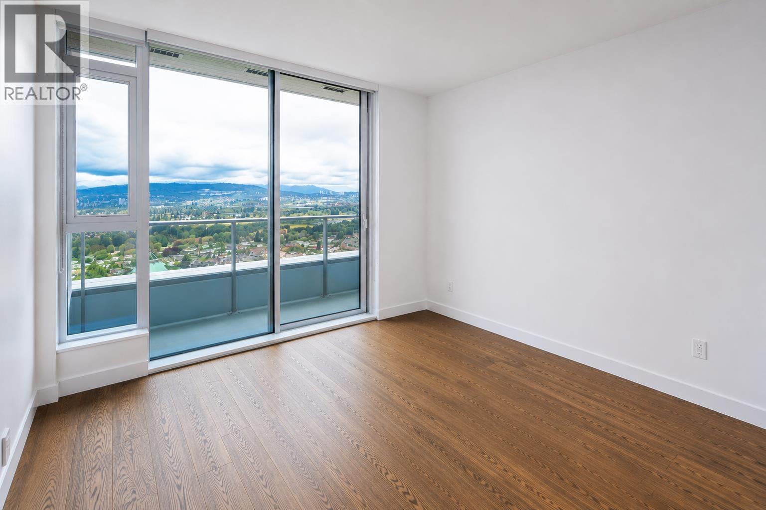 3 Bed, 2 Bath House for Sale in Burnaby – 2907 6000 MCKAY AVENUE, Burnaby – MLS# R3149380 - Image 9