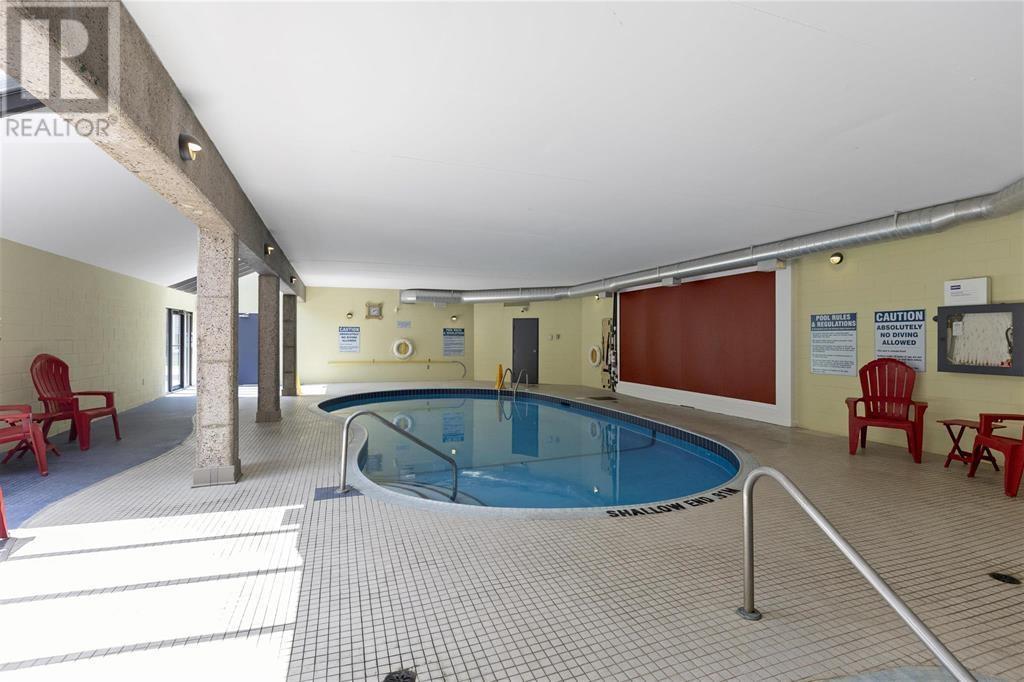 313 MacDonald AVE # 211 - 23